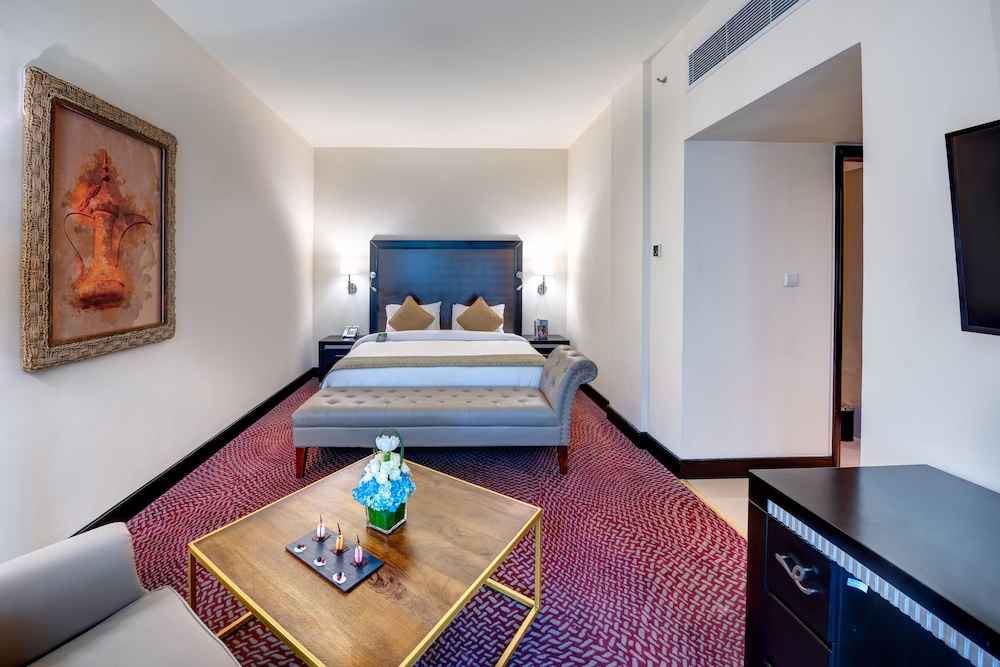 Mercure Gold Hotel Jumeirah Dubai by Accor — Hotel rooms in Dubai