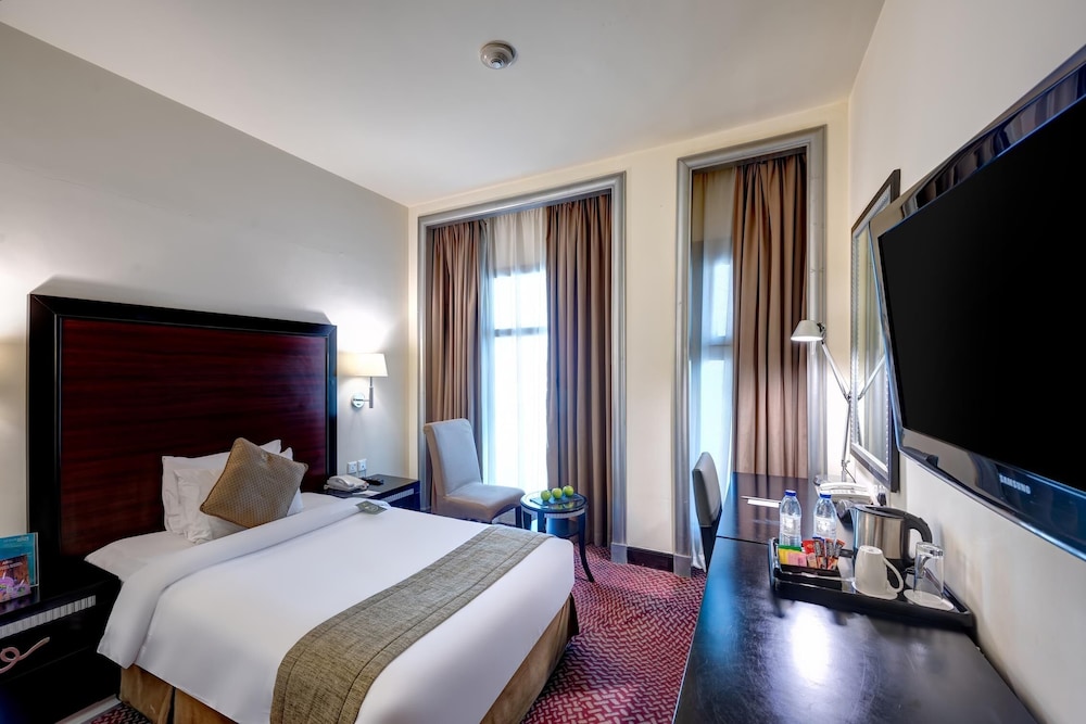 Mercure Gold Hotel Jumeirah Dubai by Accor — Hotel rooms in Dubai