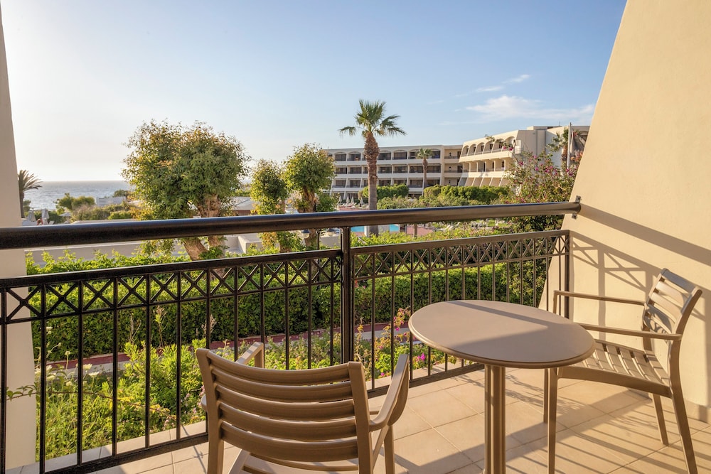 Sol Cosmopolitan Rhodes - All inclusive — Rooms in Rhodes Town, South Aegean