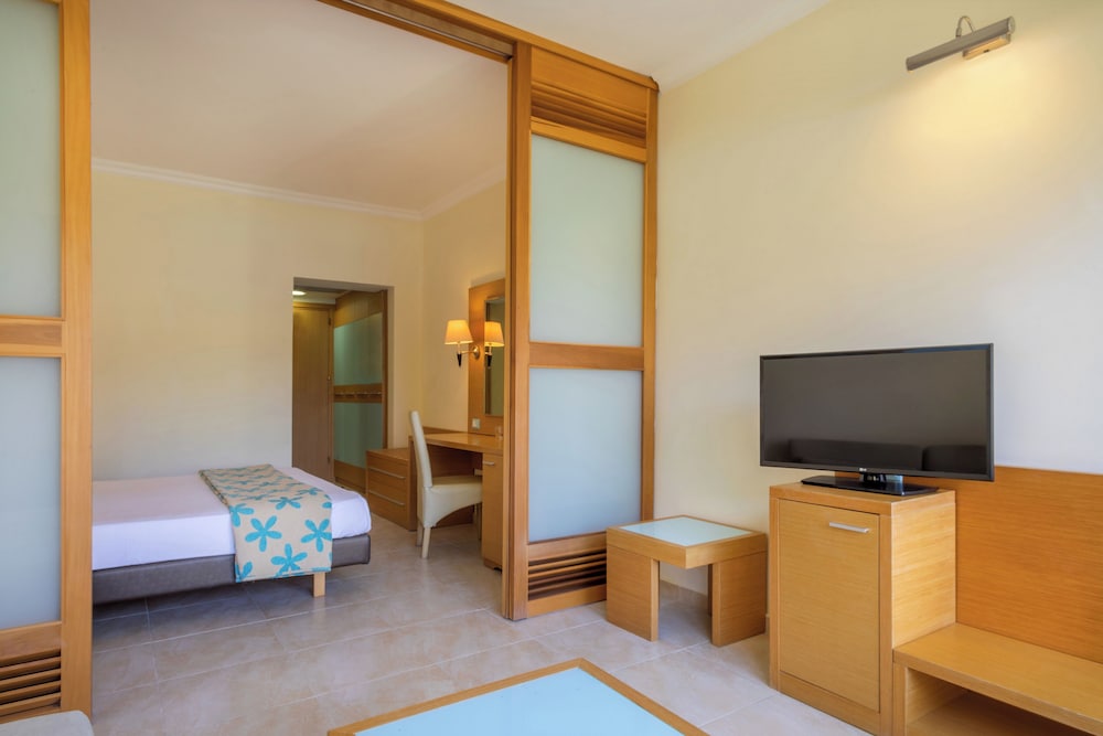 Sol Cosmopolitan Rhodes - All inclusive — Rooms in Rhodes Town, South Aegean