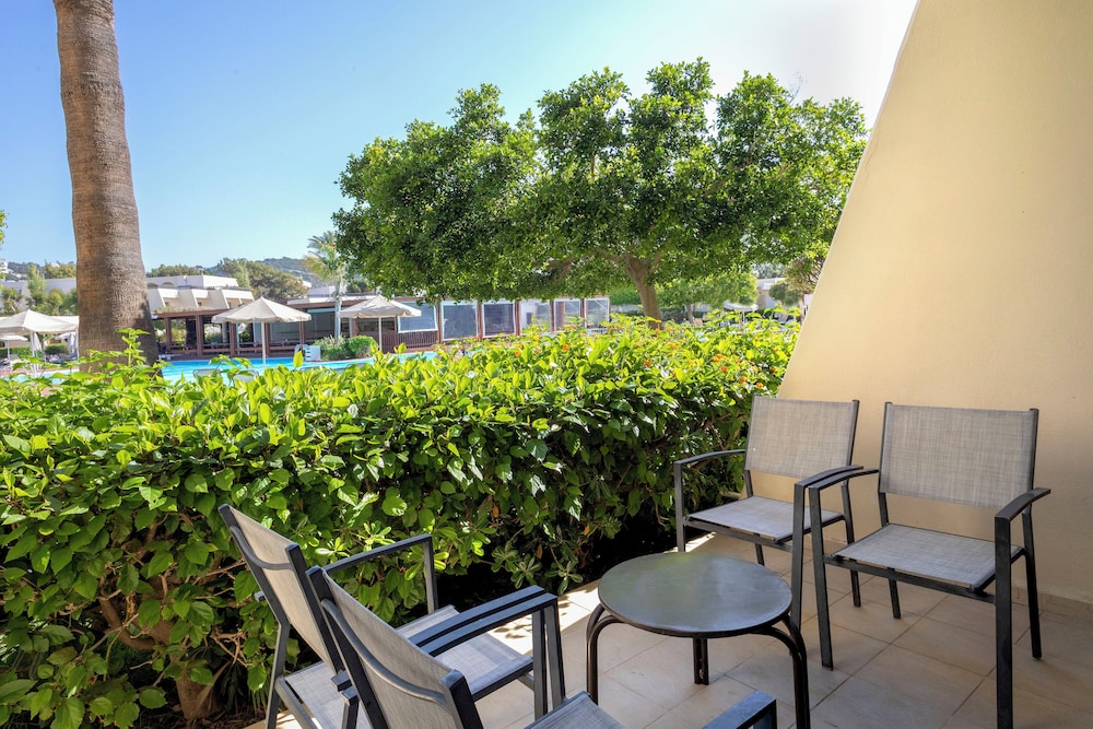Sol Cosmopolitan Rhodes - All inclusive — Rooms in Rhodes Town, South Aegean