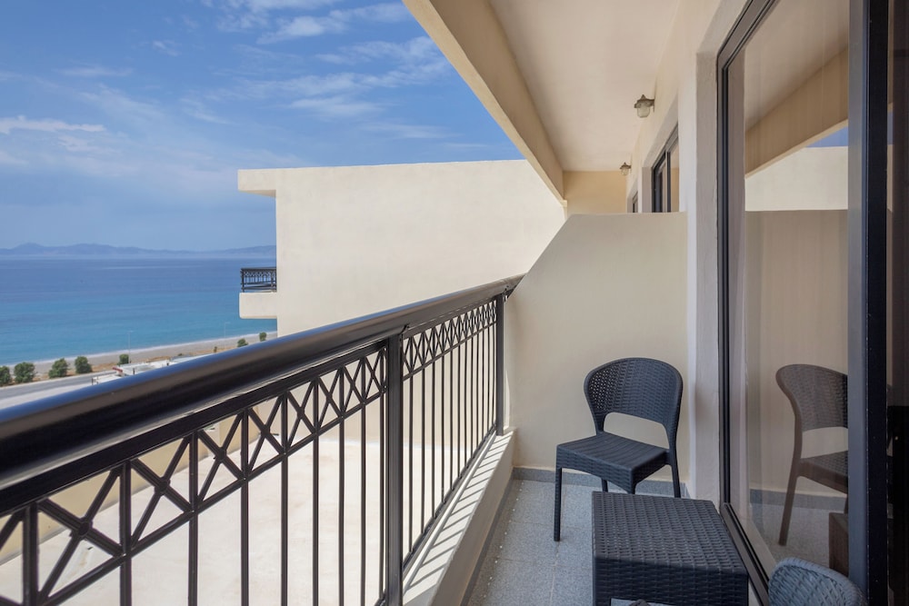 Sol Cosmopolitan Rhodes - All inclusive — Rooms in Rhodes Town, South Aegean