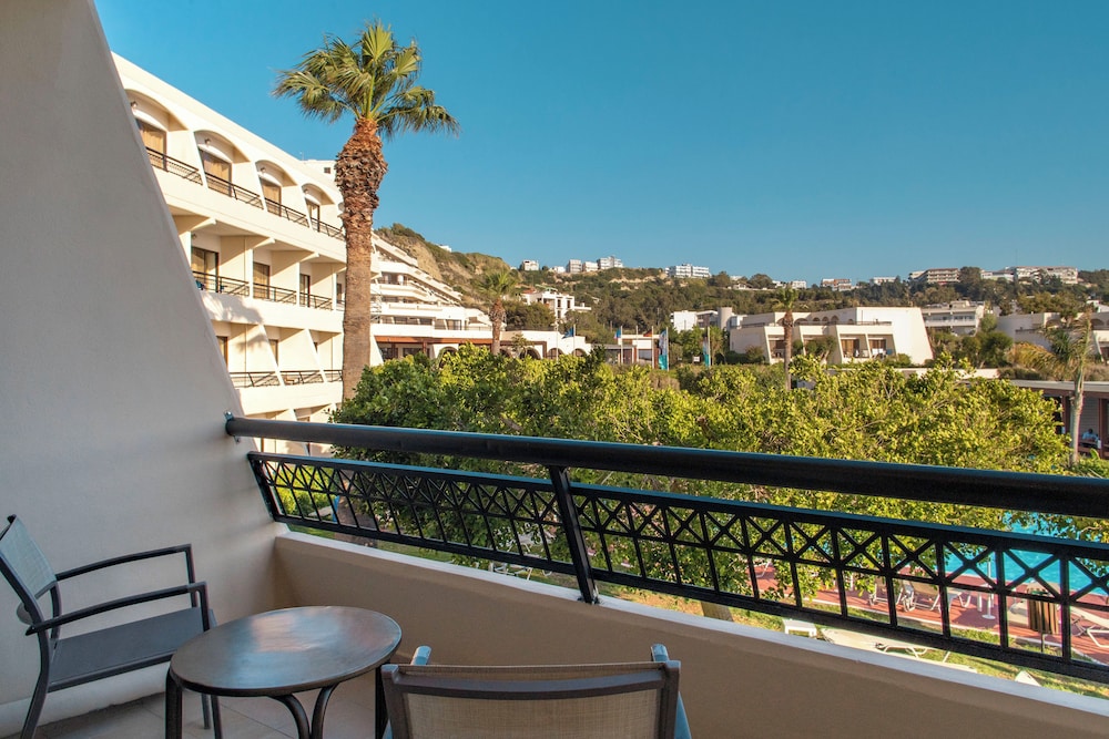 Sol Cosmopolitan Rhodes - All inclusive — Rooms in Rhodes Town, South Aegean