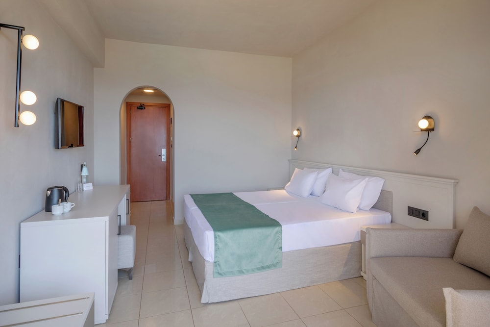 Sol Cosmopolitan Rhodes - All inclusive — Rooms in Rhodes Town, South Aegean