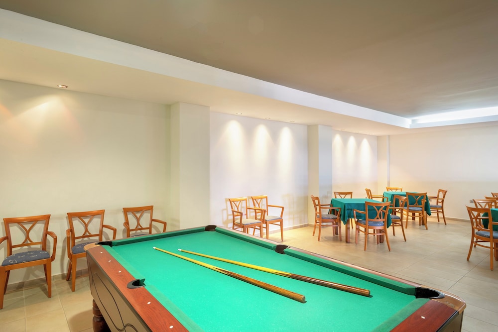 Sol Cosmopolitan Rhodes - All inclusive — On-site activities in Rhodes Town, South Aegean