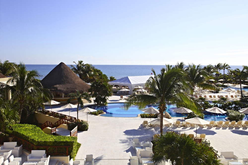 Bahia Principe Explore Akumal - Hyatt Inclusive Collection - All Inclusive - Renovated 2026 — Pool in Akumal, Quintana Roo