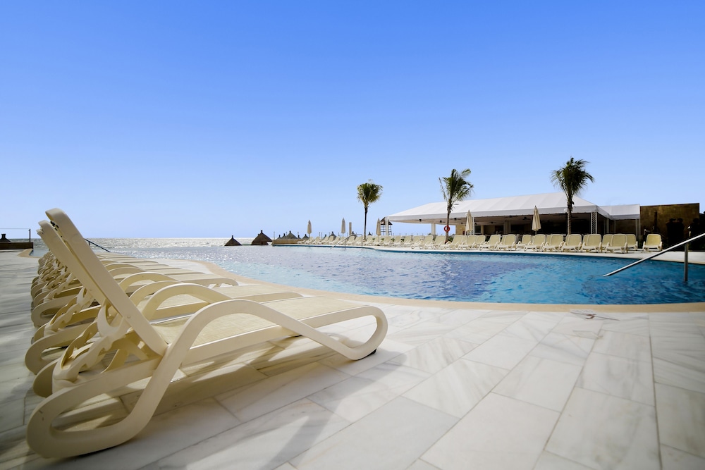 Bahia Principe Explore Akumal - Hyatt Inclusive Collection - All Inclusive - Renovated 2026 — Pool in Akumal, Quintana Roo