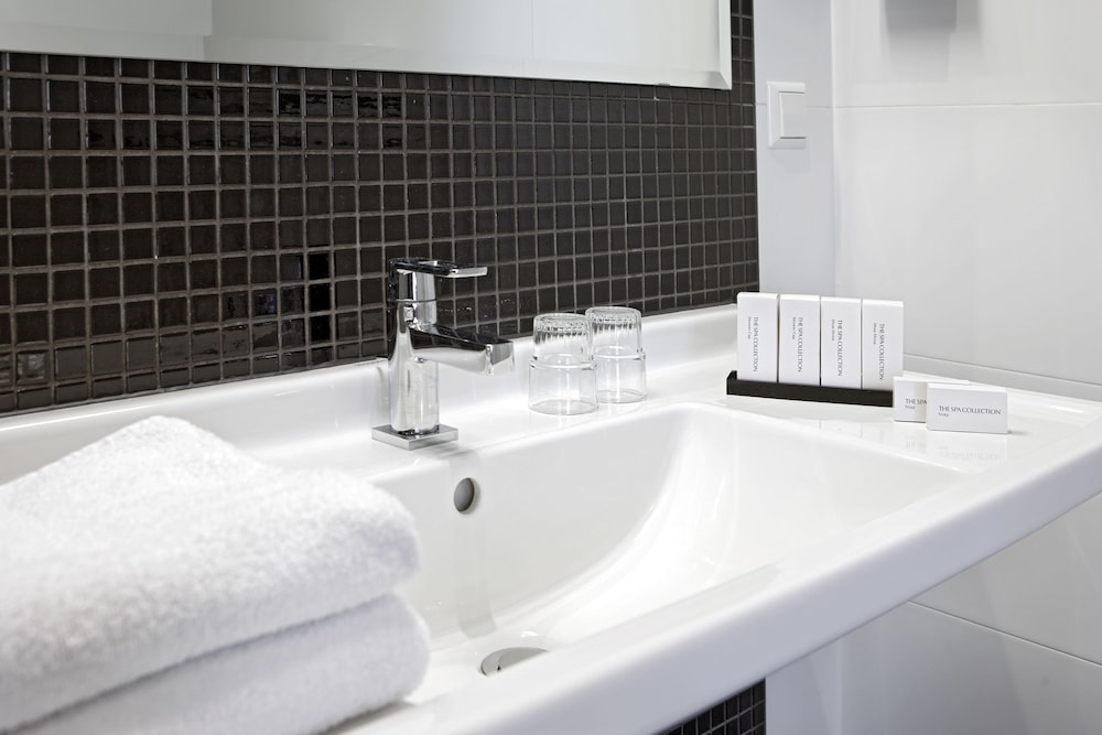 Hotel Nova — Hotel rooms in Amsterdam, North Netherlands