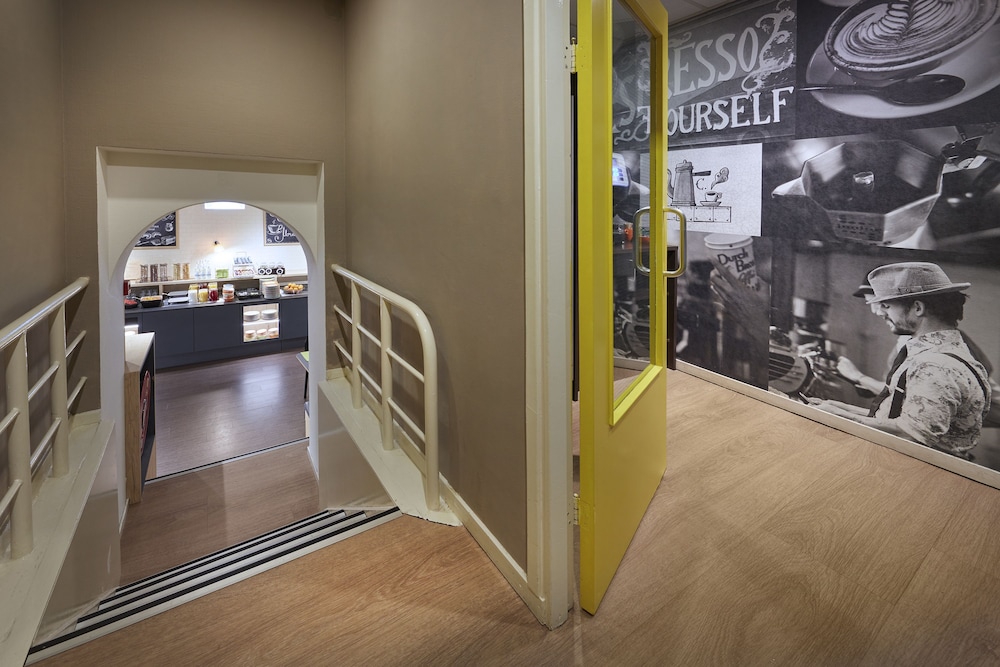 Hotel Nova — Restaurant & bars in Amsterdam, North Netherlands