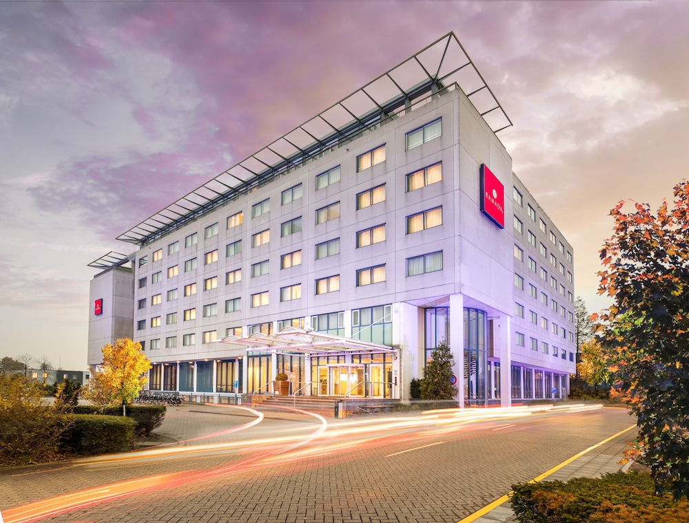 Ramada by Wyndham Amsterdam Airport Schiphol - zdjęcie 2