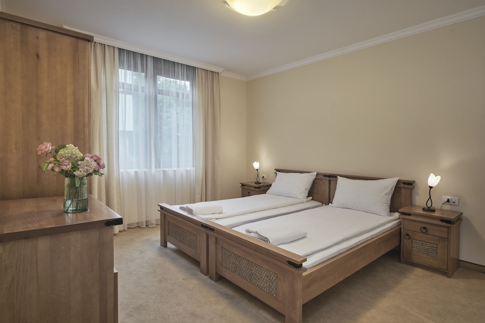 Santa Marina Holiday Village — Hotel rooms in Sozopol, Burgas Region
