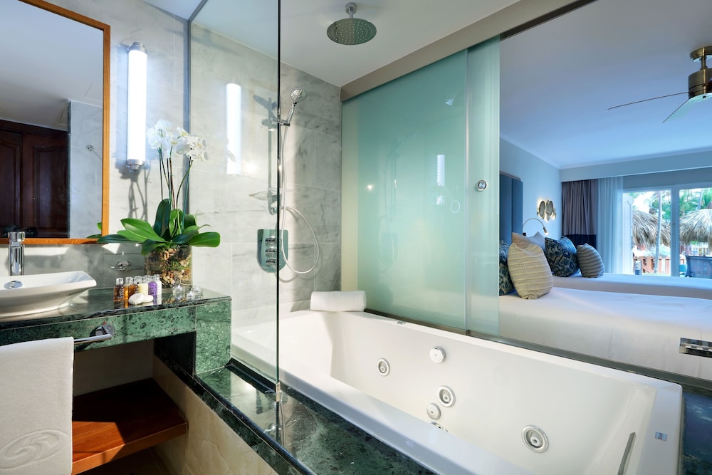 Grand Palladium Punta Cana Resort & Spa - All Inclusive — Hotel rooms in Bavaro, La Altagracia