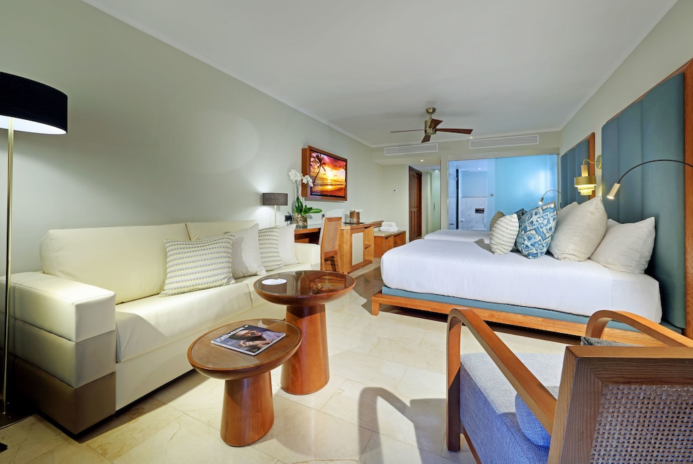 Grand Palladium Punta Cana Resort & Spa - All Inclusive — Hotel rooms in Bavaro, La Altagracia
