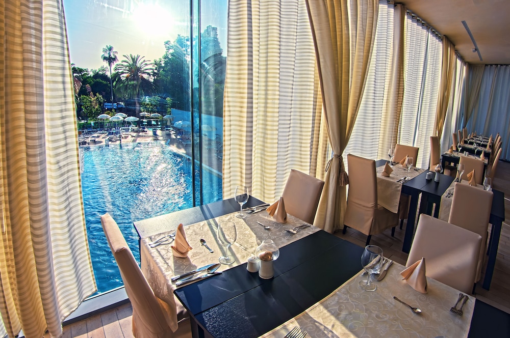 Grand Hotel Park — Restaurant in Dubrovnik, Dubrovnik-Neretva