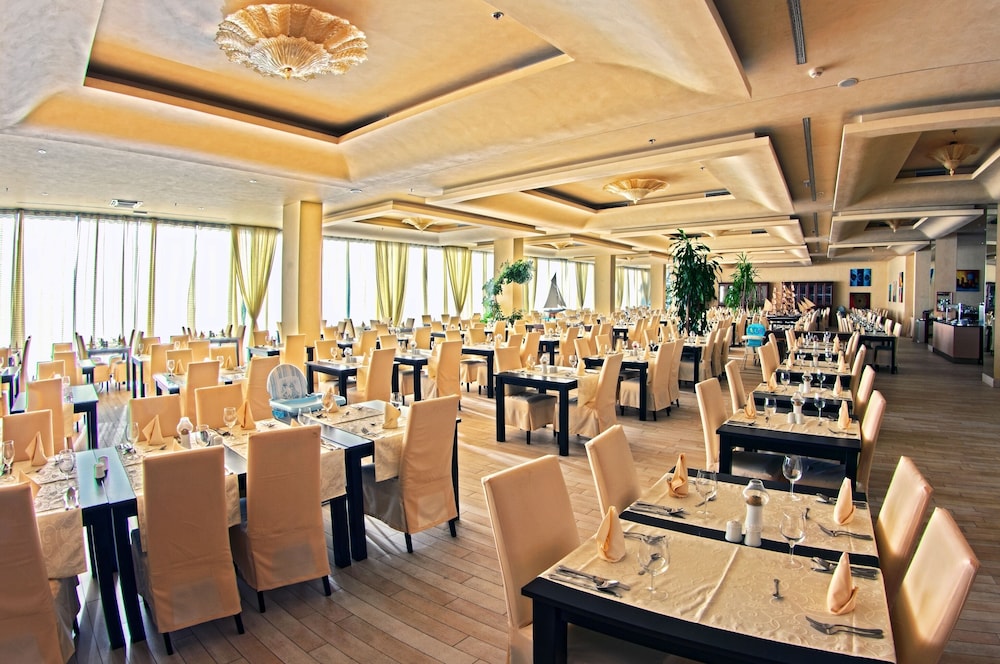 Grand Hotel Park — Restaurant in Dubrovnik, Dubrovnik-Neretva