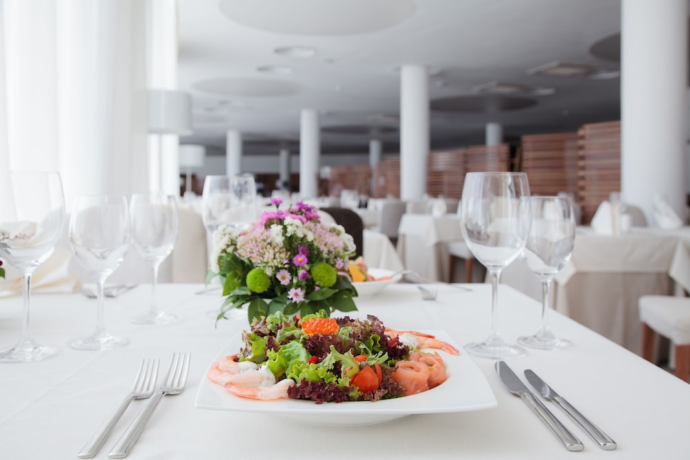 Lighthouse Golf and Spa Hotel — Restaurant & bars in Balchik, Dobrich