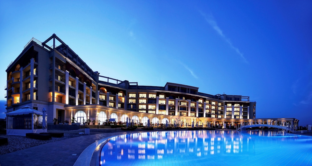 Lighthouse Golf and Spa Hotel — Hotel building in Balchik, Dobrich