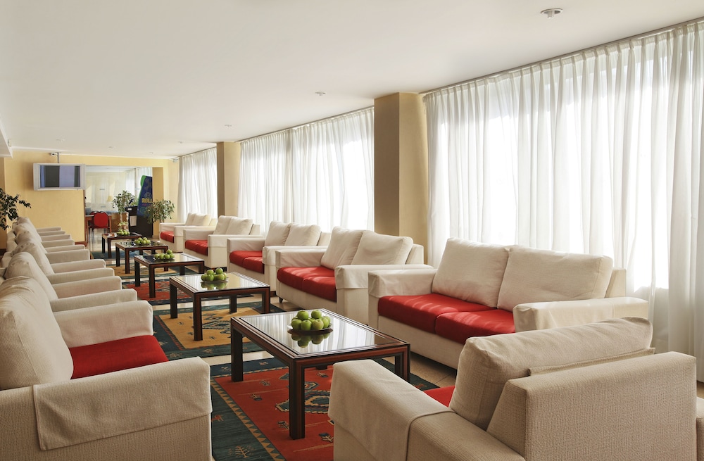 H10 Tenerife Playa — Hotel building in Puerto de la Cruz, Canary Islands