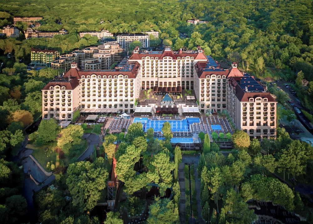 Melia Grand Hermitage - All Inclusive — Hotel building in Golden Sands, Varna Region