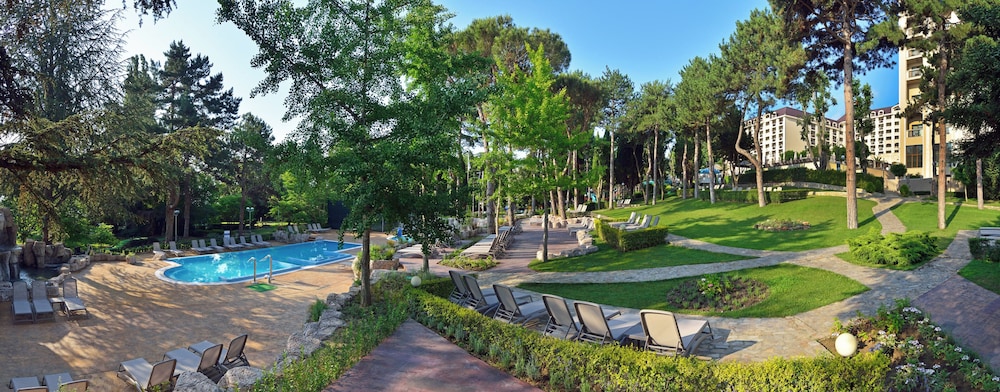 Melia Grand Hermitage - All Inclusive — Swimming pool in Golden Sands, Varna Region