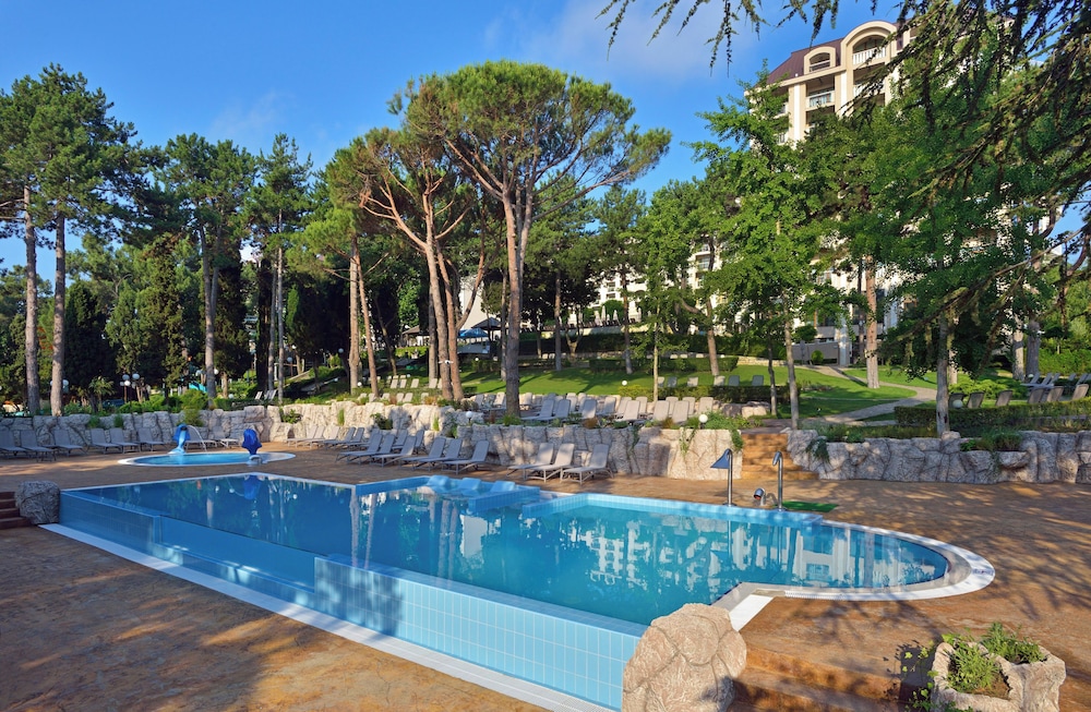 Melia Grand Hermitage - All Inclusive — Swimming pool in Golden Sands, Varna Region