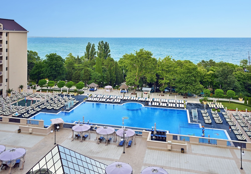 Melia Grand Hermitage - All Inclusive — Swimming pool in Golden Sands, Varna Region