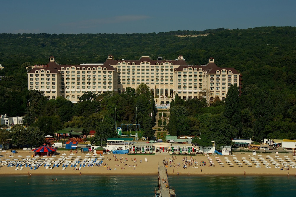 Melia Grand Hermitage - All Inclusive — Hotel building in Golden Sands, Varna Region