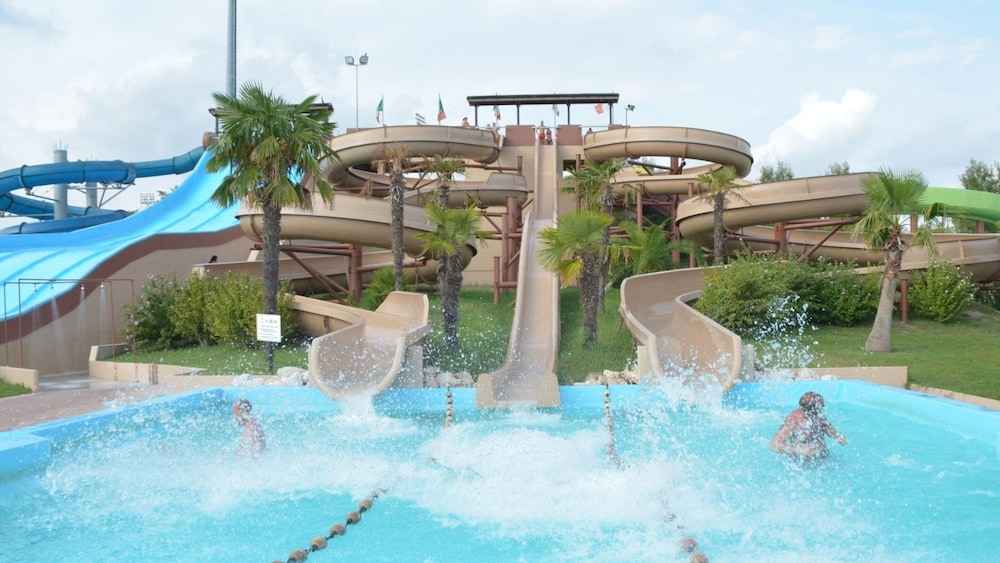 Eraclea Palace Hotel — Sports & recreation in Eraclea Mare, Veneto