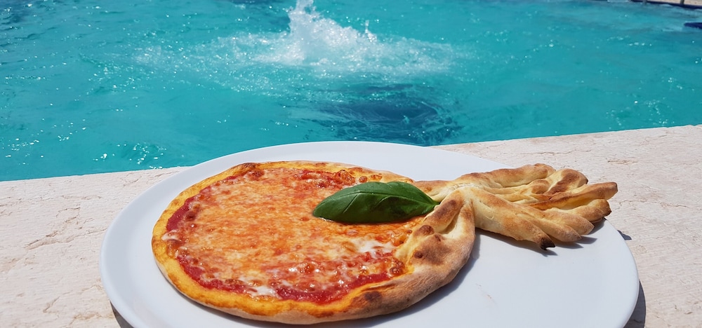 Eraclea Palace Hotel — Restaurant & bars in Eraclea Mare, Veneto