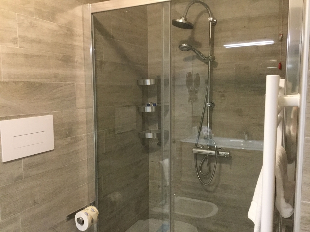Eraclea Palace Hotel — Hotel rooms in Eraclea Mare, Veneto
