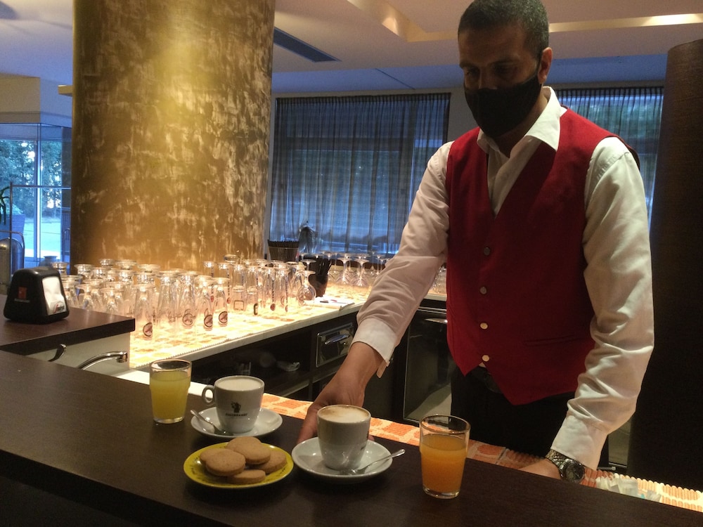 Eraclea Palace Hotel — Restaurant & bars in Eraclea Mare, Veneto