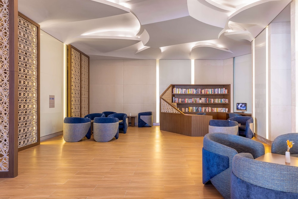 Hilton Dubai Al Habtoor City — Hotel building in Dubai