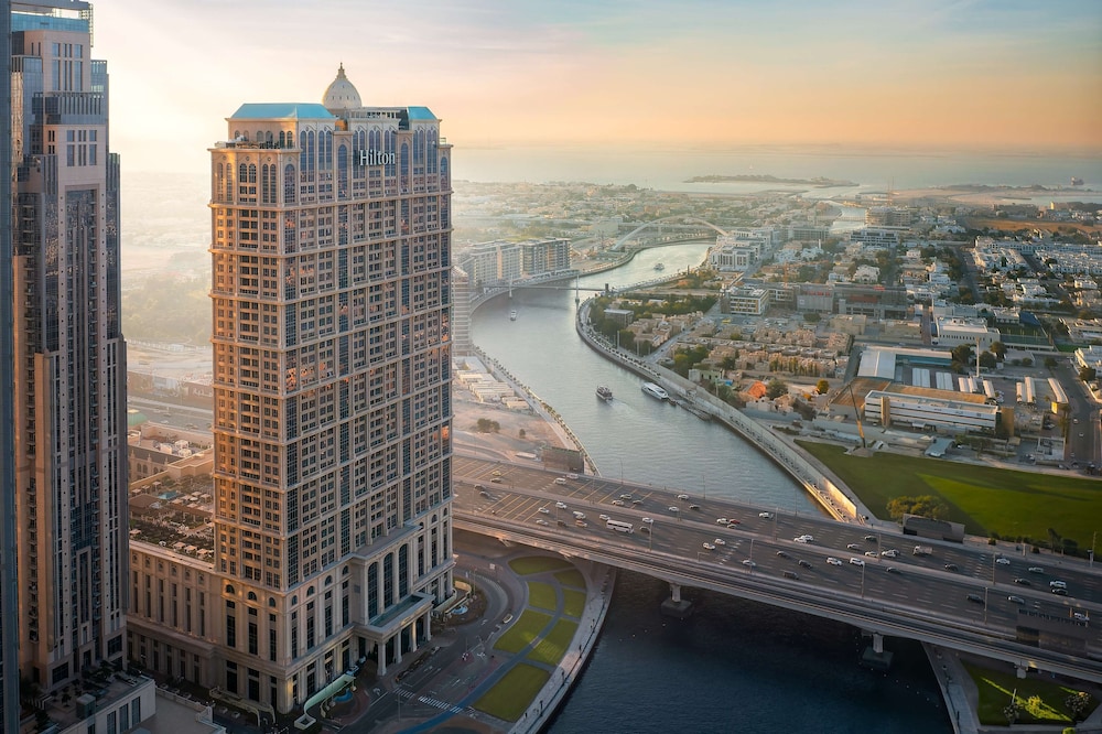 Hilton Dubai Al Habtoor City — Hotel building in Dubai