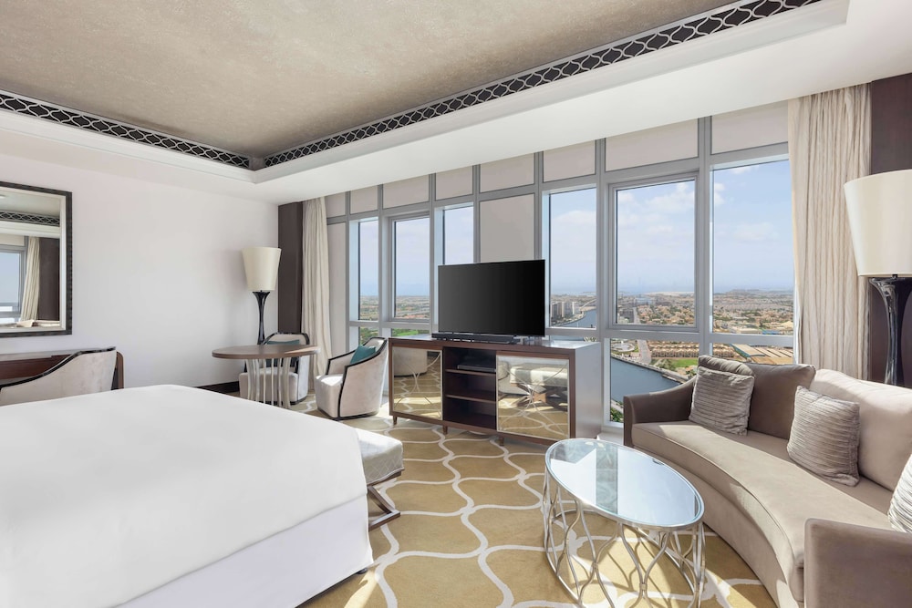 Hilton Dubai Al Habtoor City — Hotel rooms in Dubai
