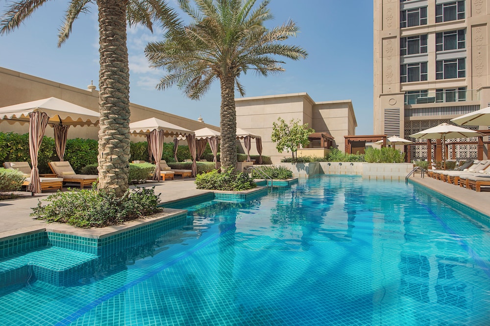 Hilton Dubai Al Habtoor City - zdjęcie 2