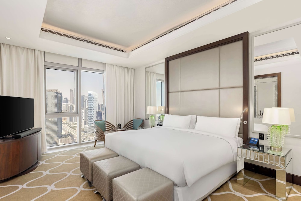Hilton Dubai Al Habtoor City — Hotel rooms in Dubai
