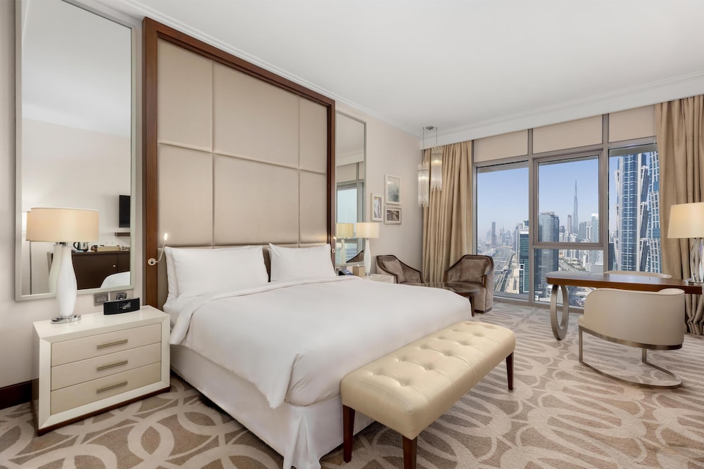 Hilton Dubai Al Habtoor City — Hotel rooms in Dubai