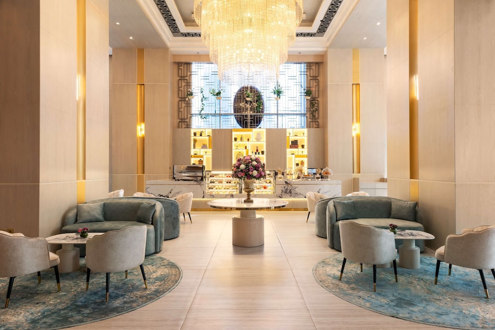 Hilton Dubai Al Habtoor City — Hotel building in Dubai
