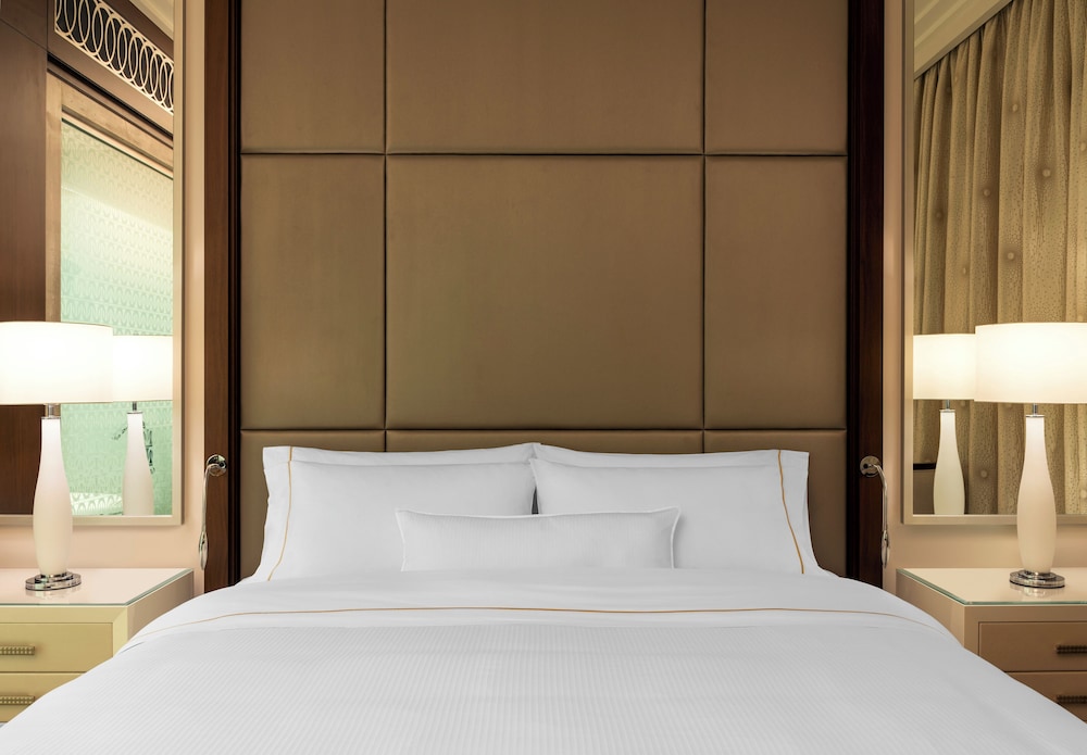 Hilton Dubai Al Habtoor City — Hotel rooms in Dubai