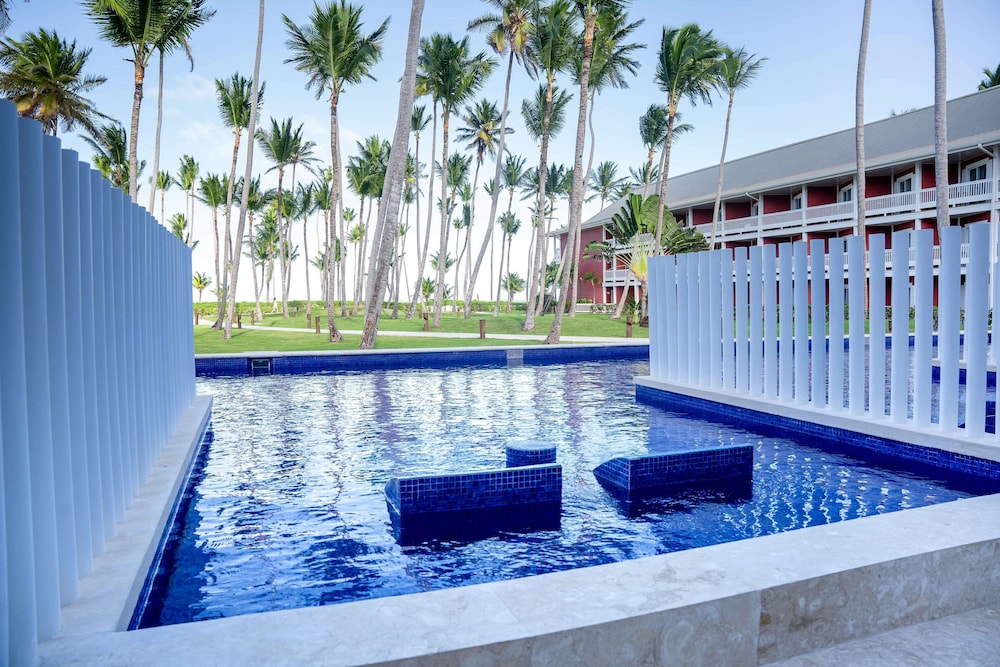 Barceló Bávaro Beach - Adults Only - All Inclusive — Swimming pool in Bavaro, La Altagracia