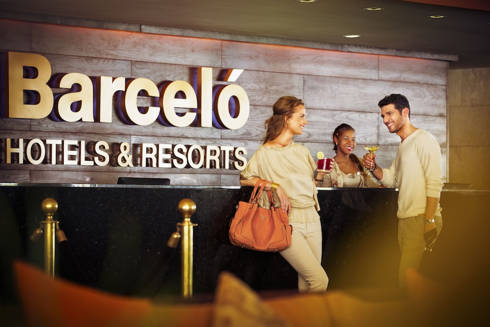 Barceló Bávaro Beach - Adults Only - All Inclusive — Restaurant & bars in Bavaro, La Altagracia