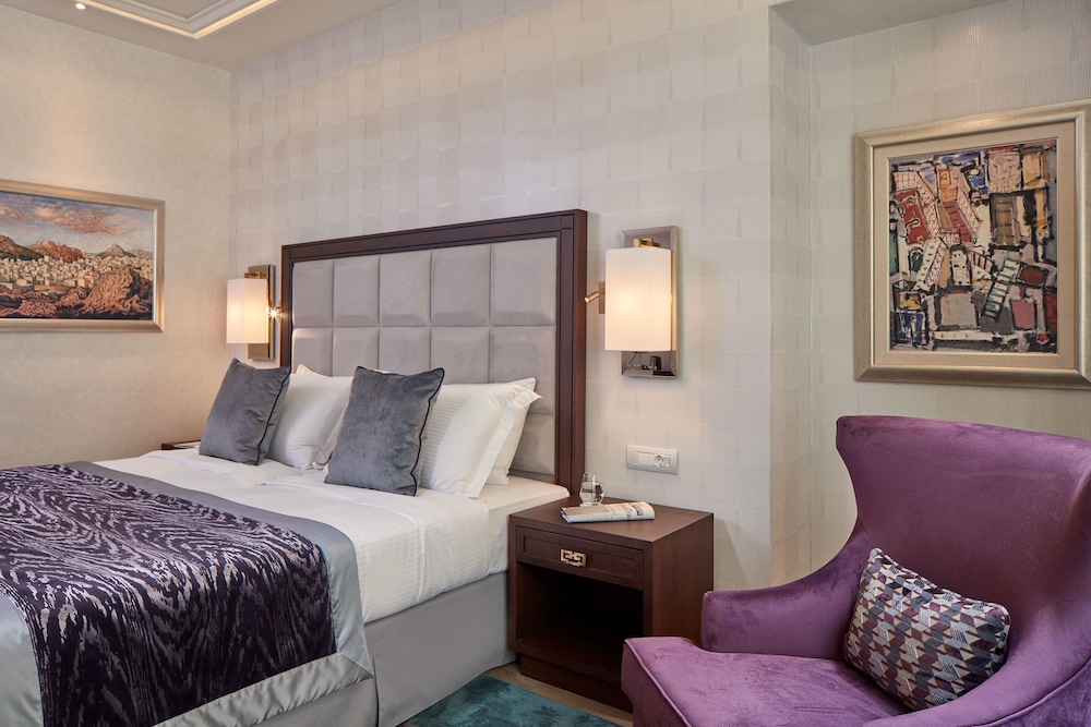 Electra Metropolis Athens — Hotel rooms in Athens, Attica