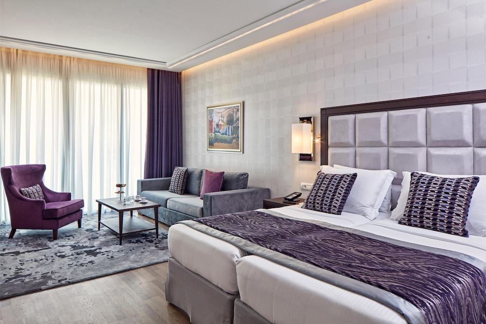 Electra Metropolis Athens — Hotel rooms in Athens, Attica