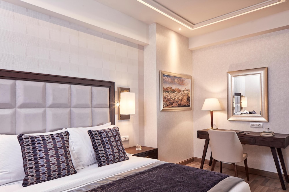 Electra Metropolis Athens — Hotel rooms in Athens, Attica