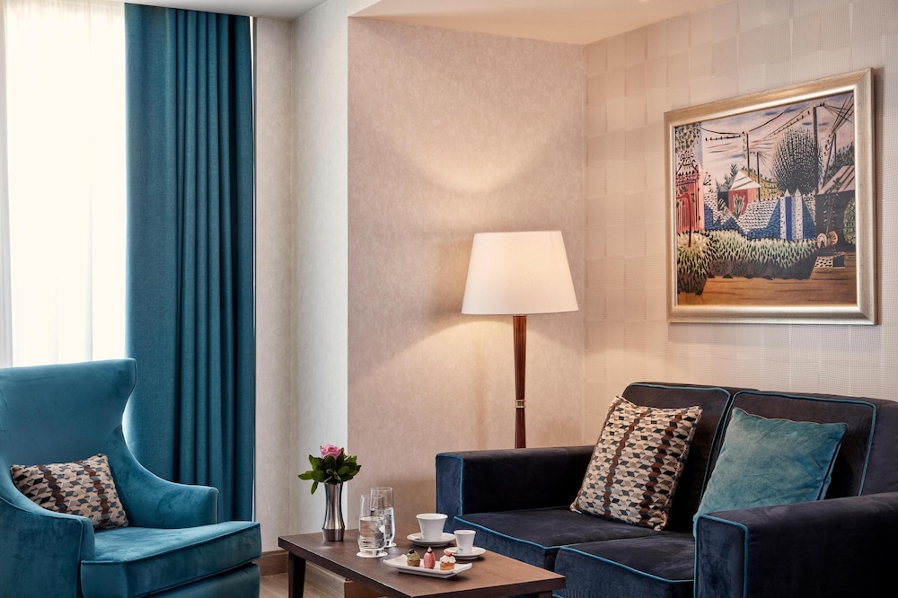 Electra Metropolis Athens — Hotel rooms in Athens, Attica