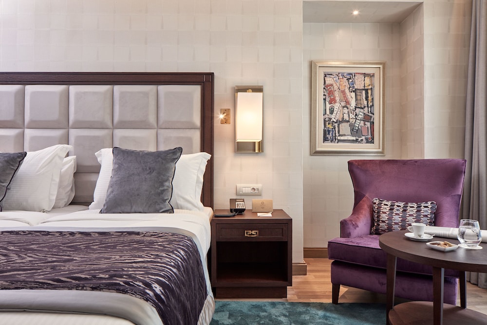 Electra Metropolis Athens — Hotel rooms in Athens, Attica