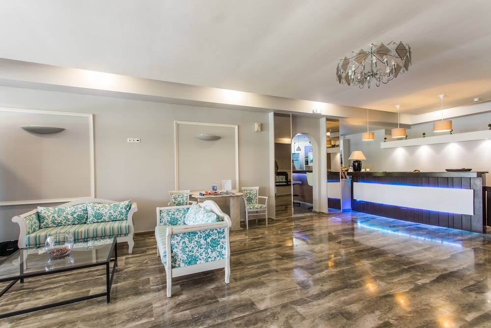 Silver Bay Hotel — Hotel building in Gouvia, Ionian Islands