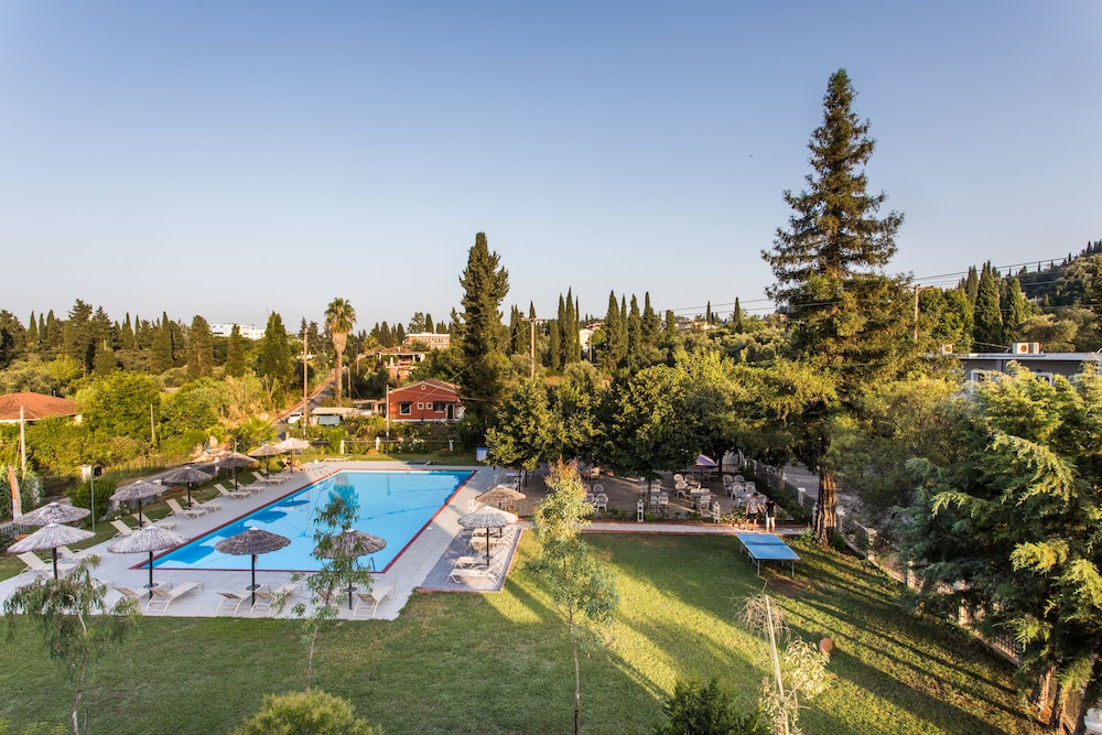 Silver Bay Hotel — Main photo in Gouvia, Ionian Islands