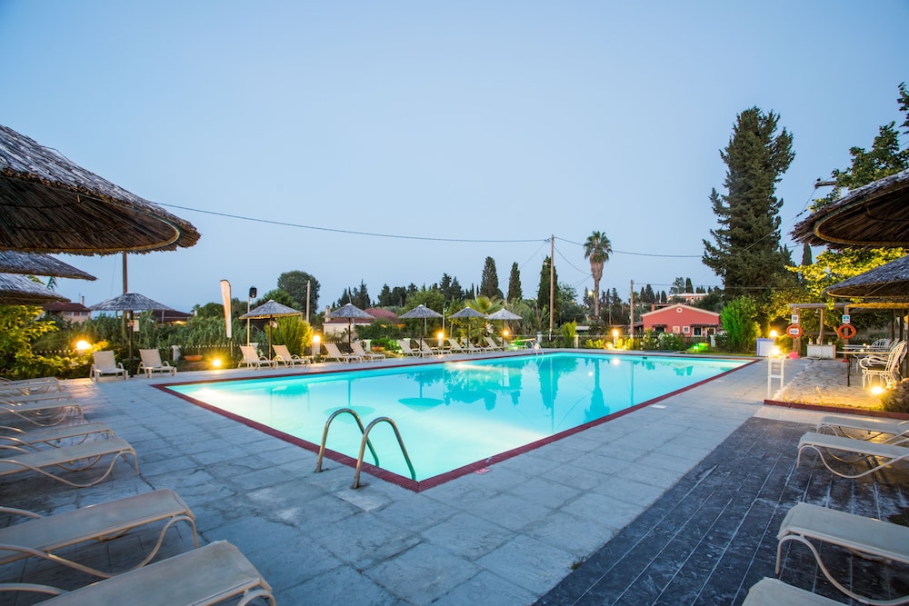 Silver Bay Hotel — Swimming pool in Gouvia, Ionian Islands