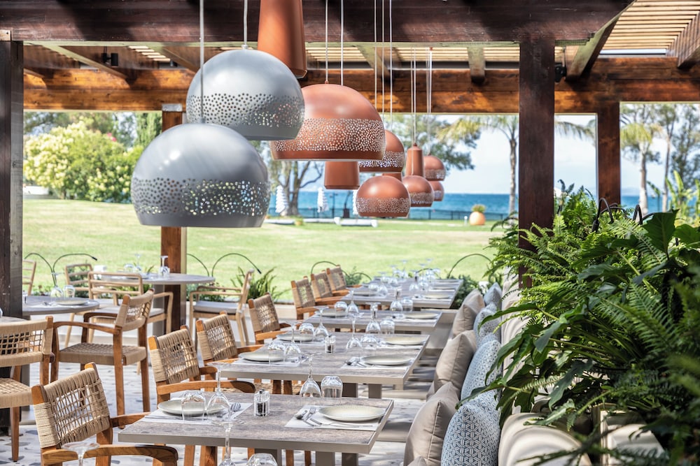 Kerkyra Blue Hotel & Spa by Louis Hotels — Restaurant & bars in Alykes, Ionian Islands